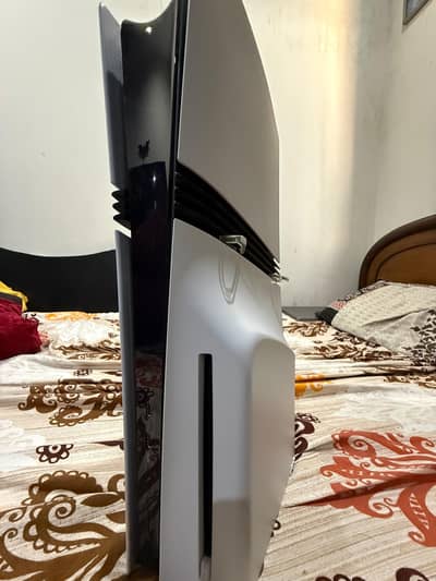 PS5 Pro 2TB Disc Edition - Like New | With 6 Discs + PS Plus