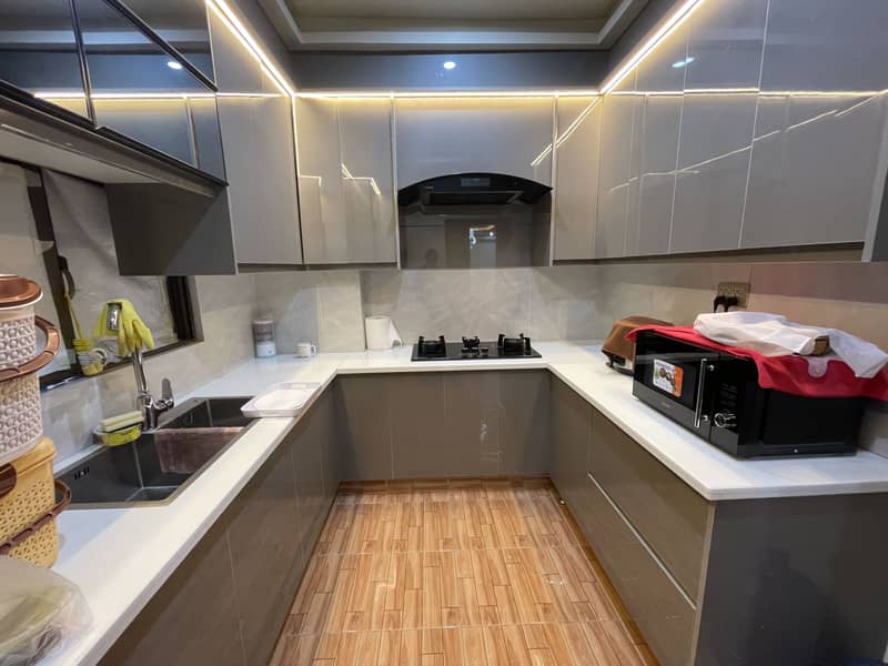 2 BED ATTACHED BATH FULLY FURNISHED ULTRA LUXURY APARTMENT AVAILABLE FOR SALE IN TOPCITY-1 ISLAMABAD 5