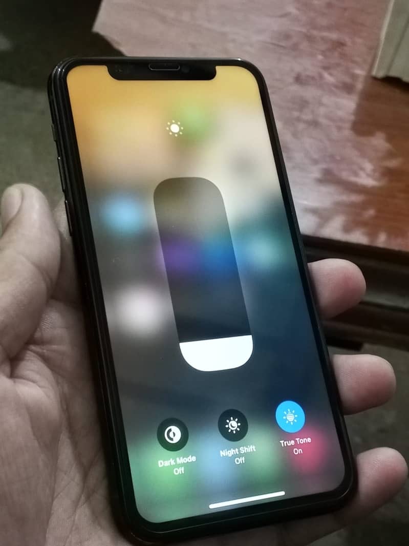 Iphone 11 pro 4