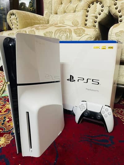 PS5 Pro 2TB Disc Edition - Like New | With 6 Discs + PS Plus