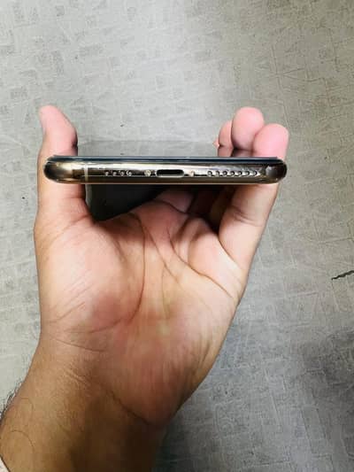 iphon xs max dual sim. . 0320.4127894