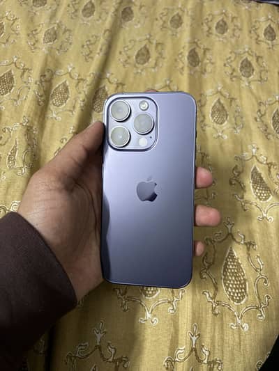 Iphone 14 pro withbox non pta (notjv)