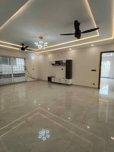 Full House For Rent E11 Luxury House