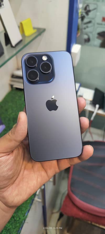 15 Pro Jv 128 GB 87 battery  10/10