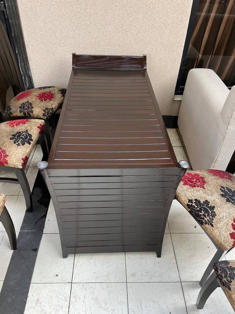 Dining table 8 seater 5