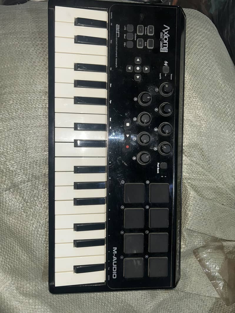 M Audio Axiom Mini Air 32 - Musical Instruments - 1111783190