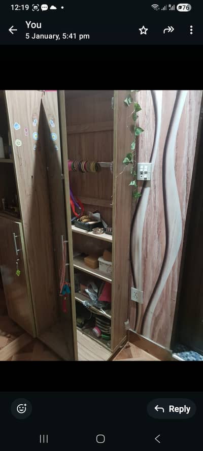 Dressing cabinet