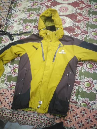 hunting jacket for sale just one time used