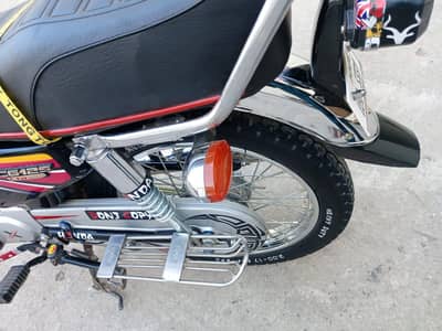 Honda 125 cc bike 2012 model03, 28,, 75,, 43,, 21 9