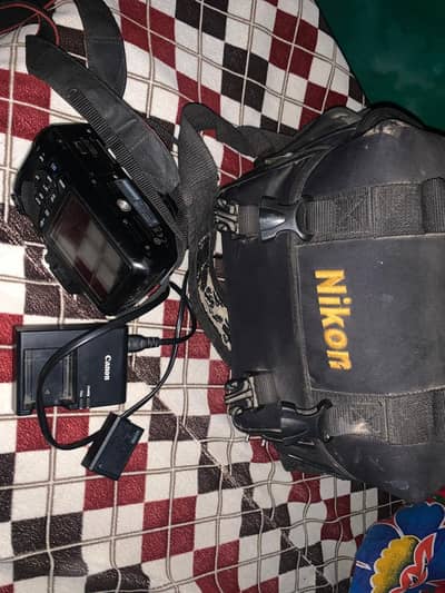  Canon EOS 1300D DSLR Camera for Sale – Excellent Condition