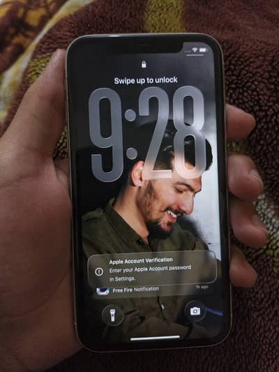 iphone 11 water pack