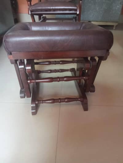 good condition urgent sale shisham ki lakkad. 0316.86. 80.546