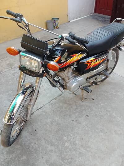 HONDA. 125.  # 03235637538