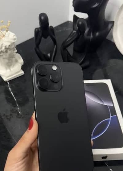 iPhone 16 Pro 256GB Black Titanium | Dual PTA