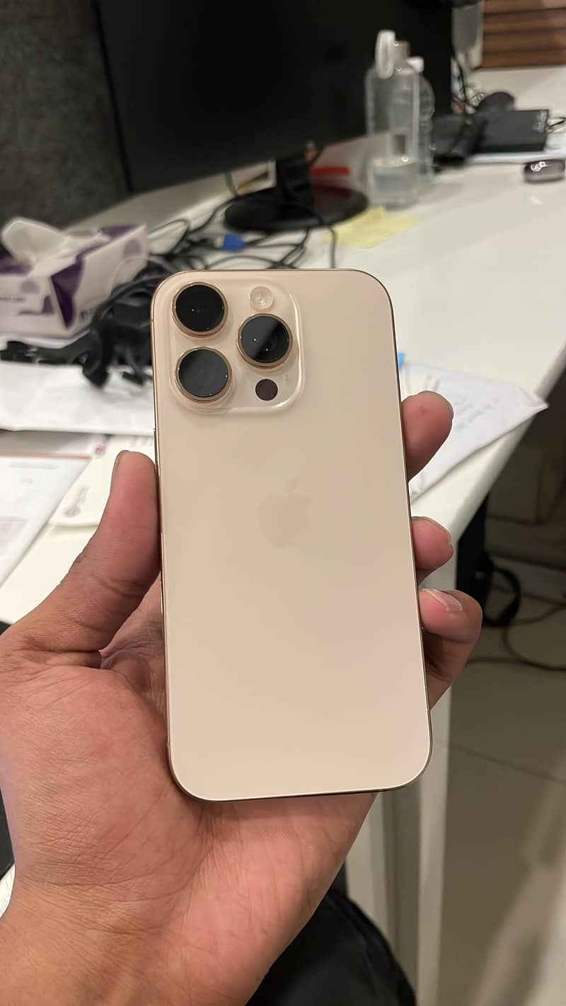 IPHONE 16 PRO 0