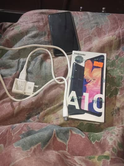 Samsung Galaxy A10 with box charge original all