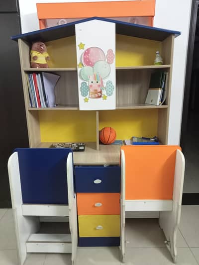 Study table and chairs
