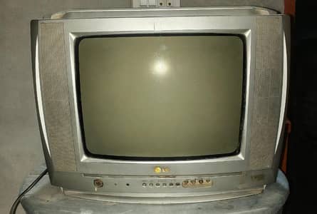 Lg television all ok 10 /9.5 condition