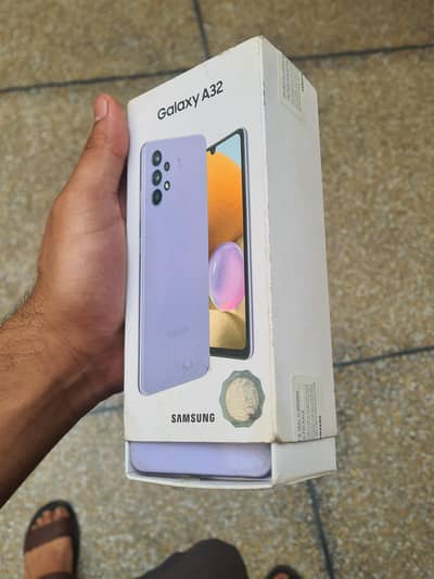 SAMSUNG GALAXY A32