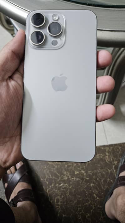 iPhone 15 Pro Max – 256GB – Non-PTA