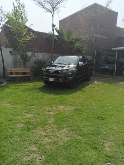 Hilux vigo converted in Revo 2025