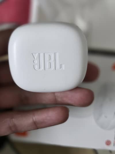 JBL Wave Flex White — 10/10 Condition, Original Box