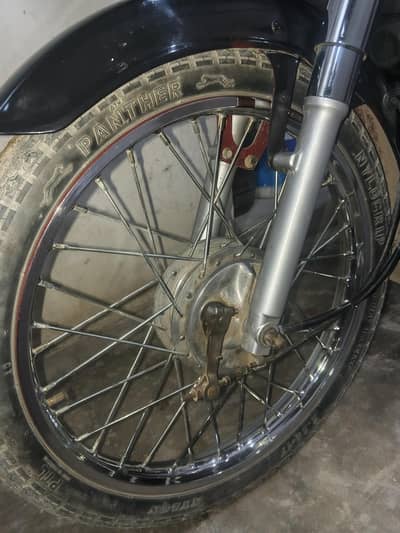 honda first owner neat clean bike fore sale only serious person cntact