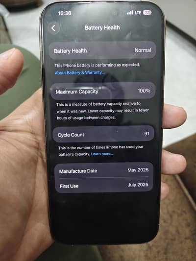 I phone 16 pro max 100 % battery