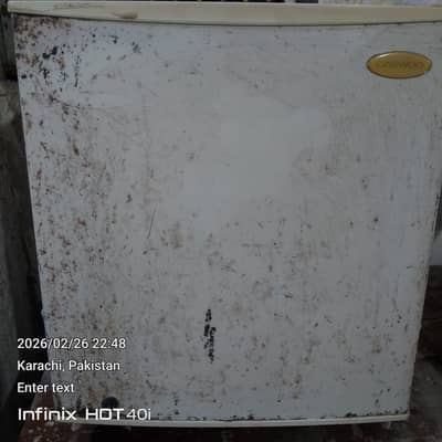 Daewoo Mini Fridge