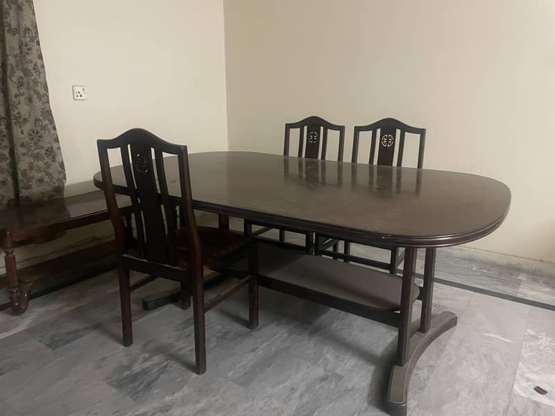 Dining Table Set , Nice Condition 1