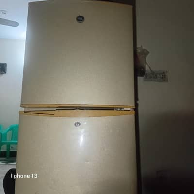 Medium Size Kami peshi ho jai ge shfting k waja sy sale kr raha urgent