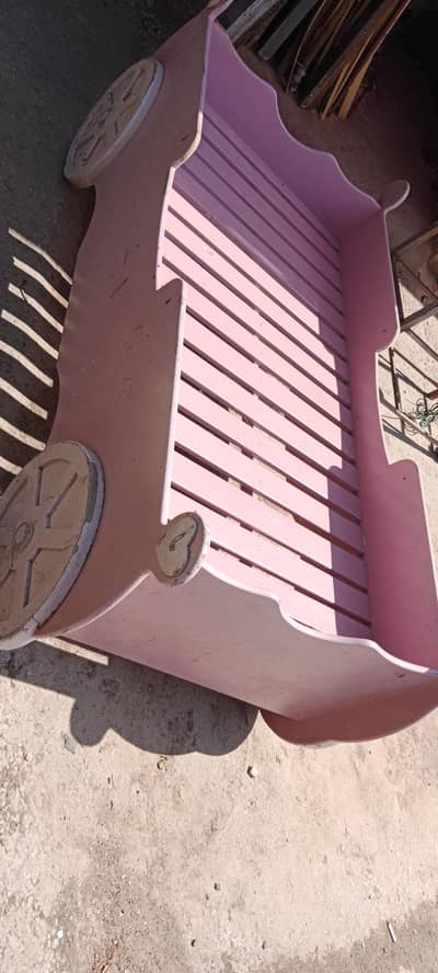 MDF wood kid bed good condition