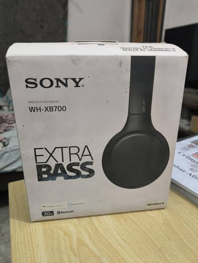 Sony WH-XB700