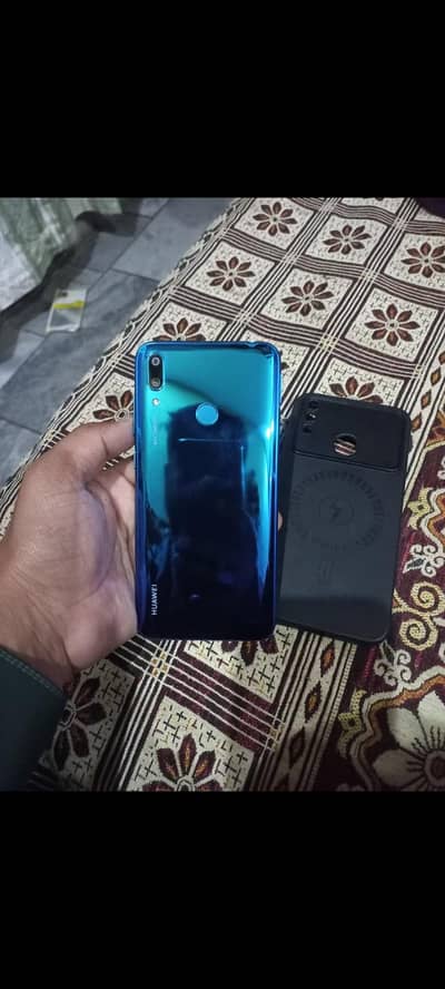 Huawei y7 prime 2019 3gb 64gb saaf condition only mobile