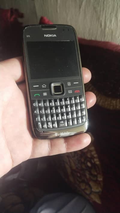 Nokia E73