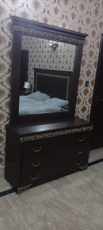 bed set sale in Johar town lahore