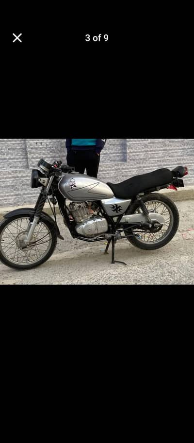 SUZUKI GS 150