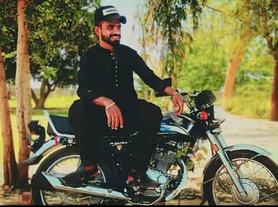 mujy km ki zarorat ha jo be ho jesa be kr lo ga bike rider  be ho