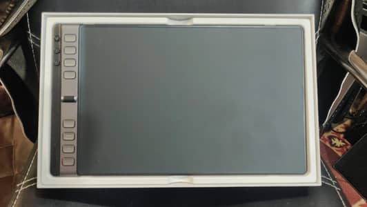 Brand New Huion Inspiroy 2 Graphic Tablet – Unused, Open Box!