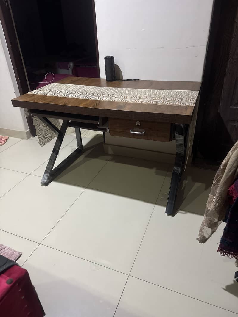 study Table / Office table with chair 0