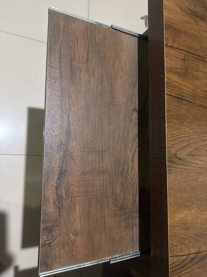 study Table / Office table with chair 3