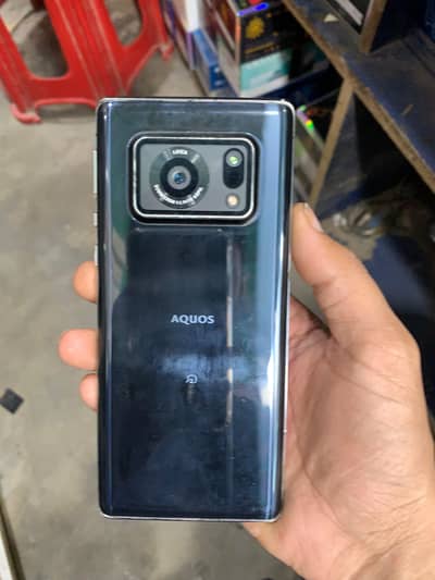 Aquos r6 5g