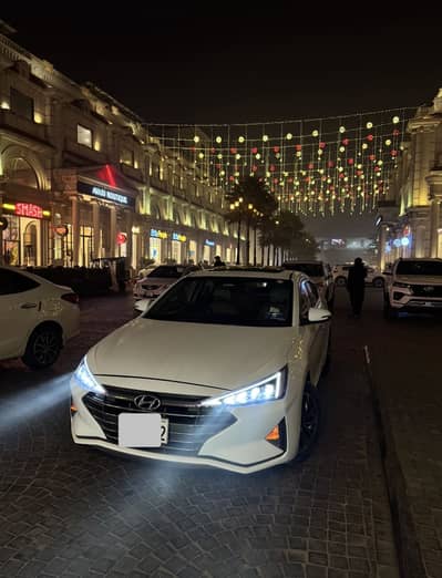 Hyundai Elantra GLS 2.0 (21/22 model)