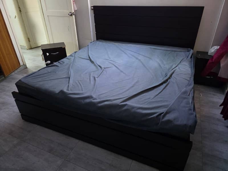 Double Bed Frame | Side Tables | Dressing Table 4