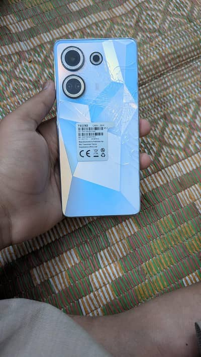 TECNO CAMON 20