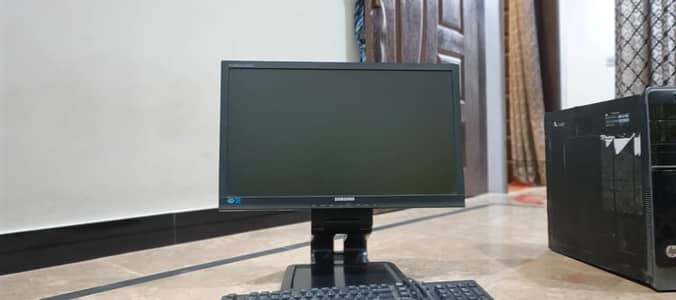 HP Core i5 Desktop Computer Set (3rd Gen)