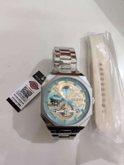 Dickies CL-485 Automatic (contact 03346656560)