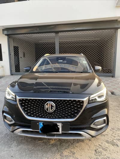 MG HS Trophy Edition CBU Unit