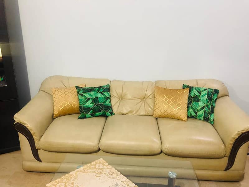 5 seater sofaaaa set 0