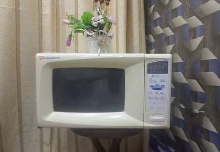 Dawlance Microwave oven for sale 20 lite